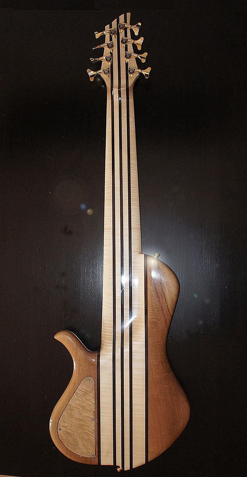 Basse 8 cordes