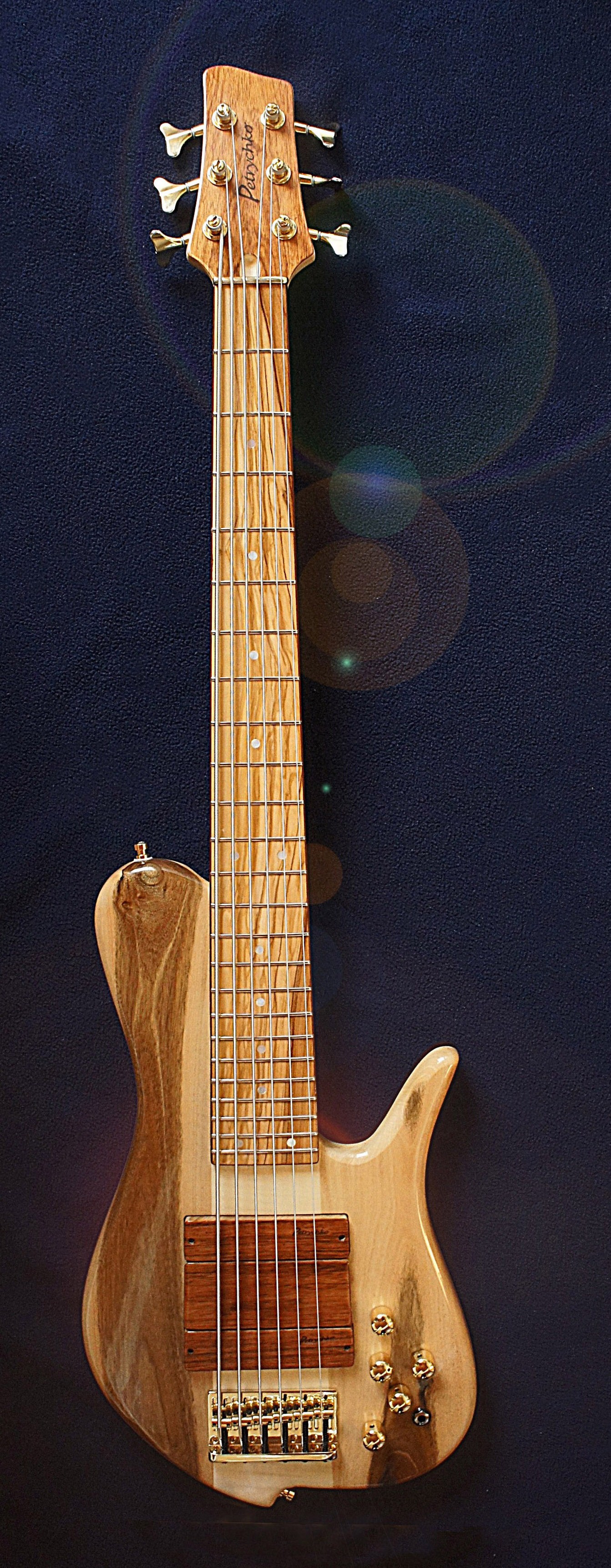 Basse 6 cordes