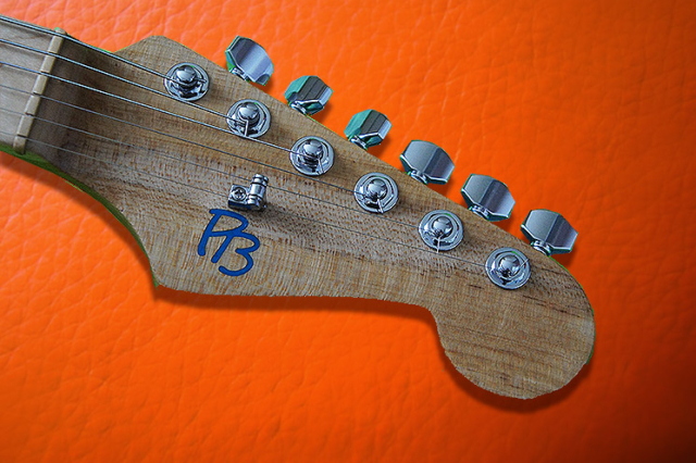 Guitare électrique sur mesure